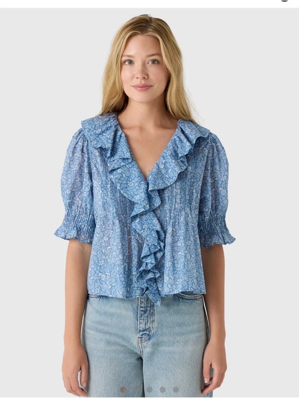 Doen Blue Floral Ruffle V-Neck Blouse